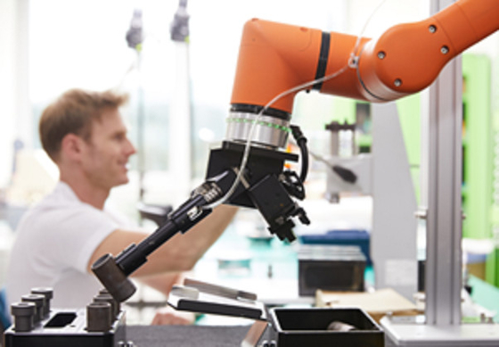 Hanwha 6 Eksen Cobot Paletleyici HCR-12 İşbirlikçi Robot Kolu Görüş Sistemli Onrobot Tutucu