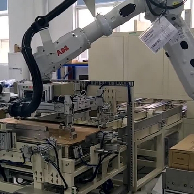 Endüstriyel Robotu ABB IRB6700-200/2.6 Altı Eksenli Robotu, Al ve Yer Makinesi için Giyim Paketiyle