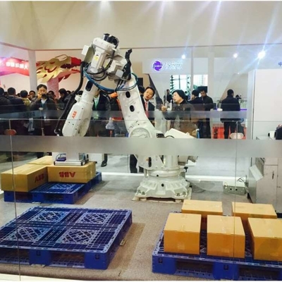 ABB 6 Eksenli Robotik Kol IRB 6700-155/2.85 Palletizing Robot Otomasyon için CNGBS Temizleyici ile