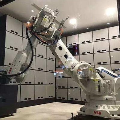 Endüstriyel Robot ABB IRB 6700-150/3.2 Al ve Yer Makinesi için Giyim Paketleri ile 6 Eksenli Robot Kolu
