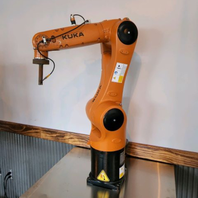 KUKA kaynak Robotu KR 6 R900-2 Cobot Diğer kaynak için CNGBS kaynak pozisyonerleri ile