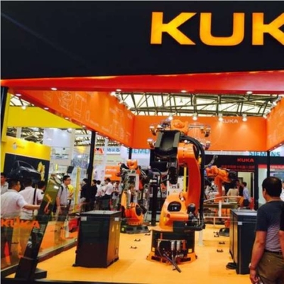 Kuka Robot KR 70 R2100 6 Eksenli Robot Kollu 6 Eksenli Kaynak Otomasyonu için CNGBS Silah Temizleme İstasyonu ile