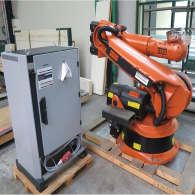 Kuka 6 Eksenli İşleme Robotu Kolu KR 240 R3330 İşleme Robotu için CNGBS Robot Rehber Demiryolu ile