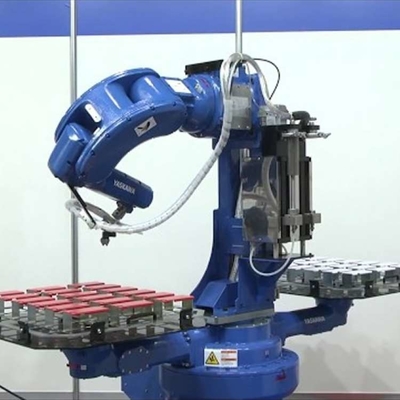 Araba Boyaması Robotik Kol 6 Eksenli Yaskawa MPX1150 CNGBS Robotu Duvar Boyamak için Robot Yakalayıcı ile