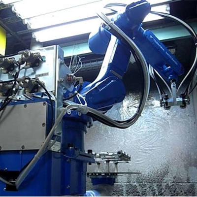 Araba Boyaması Robotik Kol 6 Eksenli Yaskawa MPX1150 CNGBS Robotu Duvar Boyamak için Robot Yakalayıcı ile