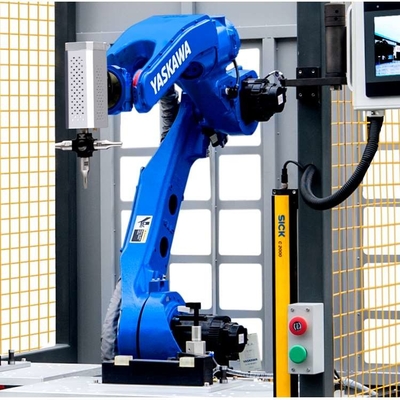 6 Eksenli Boyama Robotik Kol Yaskawa MPX1950 Otomatik Boyama Robotu için CNGBS Robotu Giysi ile