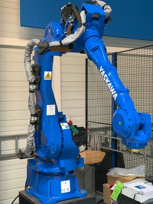 YASKAWA GP50 Endüstriyel Robotu 50KG Faydalı Yük Otomatik Manipülatör Olarak 6 Eksenli Robot Kol