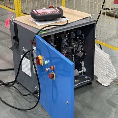 6 Eksenli Lazer Kaynak Robotu Kolu CNGBS GBS6-C2080X Kaynak Robotu için Kaynak Konumlandırıcı ile