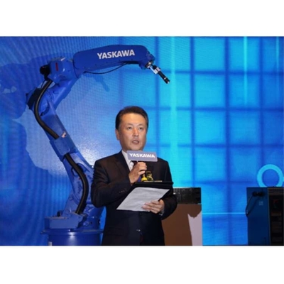 6 Eksenli Robotik Kol Yaskawa GP12 CNGBS Dökme Kafası ve Çitle CNC Dökme Robotlar için