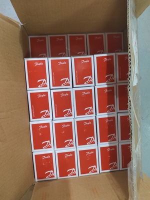 Fisher 657/667 aktüatörü ile Çin top valfi, Akıllı Valf Kontrolörü DVC6200 Fisher manyetik şeridi, Danfoss solenoid valfi, TopWorx anahtarı