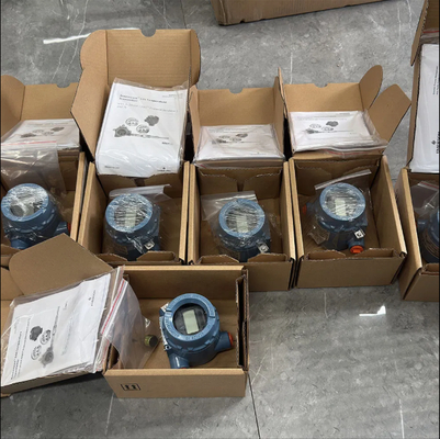 Emerson Akıllı HART Sıcaklık Ölçüm Sensörü Rosemount 644 Sıcaklık Vericisi