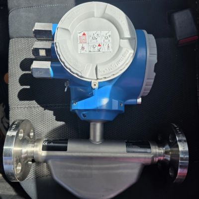 Sıvı Gazlar Ölçme Akışölçörü E+H Prolin Promass E 300 Endress Hauser Coriolis Kütle Akışölçörü