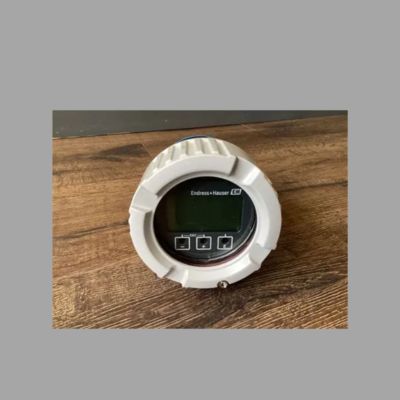 Endress+Hauser Proline Prowirl D 200 girdap akış ölçerine ve Cerabar PMP71B basınç vericiye sahip basınç azaltıcı düzenleyici