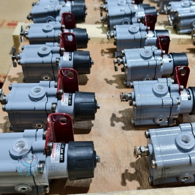 Masoneilan 78-40 Hava Basıncı Düzenleyicisi Basınç Kontrol Valfi Masoneilan SVI2 Valf Konumlandırıcı Tedarikçisi
