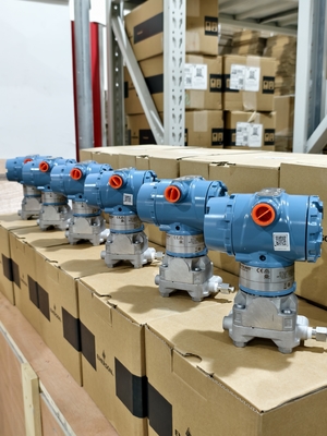 Rosemount 3051 Basınç Vericisi 2000psi Aralığı 316L Paslanmaz Çelik Stok Tedarikçisi