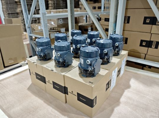 Zorlu Ortamlarda Yüksek Hassasiyetli Kontrol için Fisher 846 I/P Dönüştürücü & TopWorx GO Switch Model 73 / Model 81 Limit Anahtarı ve Fisher DVC6200 Vana Konumlayıcılı Kontrol Vanası