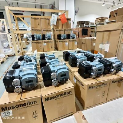 Stokta bulunan Rotork Fairchild T7800 I/P dönüştürücü + Masoneilan SVI2 AP/SVI2 serisi SVI2AP-22123111 çift etkili akıllı valf pozisyoneri.