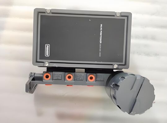 Fisher 3620J 4-20 mA DC hassas kontrol için entegral bypass valfi ve güç dengesi tasarımı ile elektro-pneumatik valf konumlandırıcı