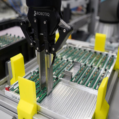 ROBOTIQ robotik kavrayıcı Hand-E robot kolu yedek parçaları, UR işbirliği robotu ile birleşiyor