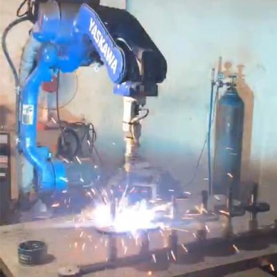 Ark Kaynak Robotu İçin Kaynakçı RD350S ile Robotik 6 Aixs Motoman AR2010
