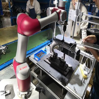 Manipülatör Robot Kolu 6 Eksen JAKA Zu 5 Cobot China Collaborative Robot