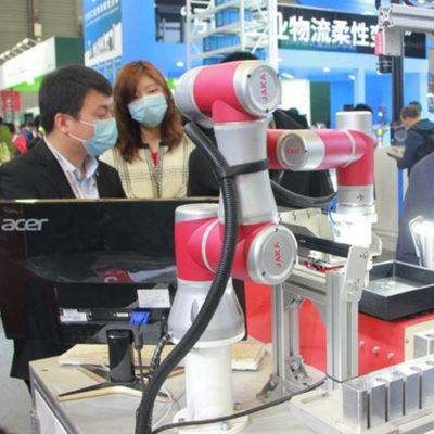 Otomatik Kaynak Robotu İçin 6 Eksenli Robotik Kol JAKA Zu 12 Cobot Robot