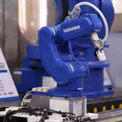 Malzeme Taşıma için 7KG Yük ve YRC1000 CNC Kontrol Cihazı ile GP7 Endüstriyel Robot Fiyatı