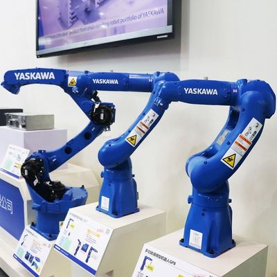 Malzeme Taşıma Ekipman Parçaları Olarak 25KG Yükü ve YRC1000 Robot Kontrol Cihazı ile Endüstriyel Robot GP25