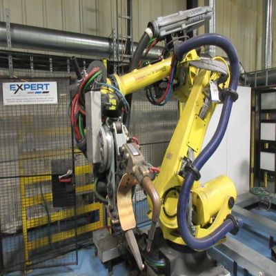 Robotik Kaynak İçin Nokta Kaynak Robotu 6 Eksenli Robot Kol Fiyatı R-2000iC-165F