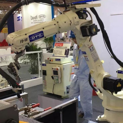 TIG Kaynak Robotu 6 Eksen FD-V8 Dış Kaynak Torcu DM350 Tıbbi Ekipman
