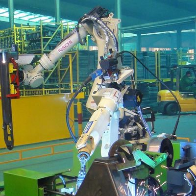 Kaynak için Diğer Kaynak Ekipmanları Olarak 8KG Yüklü FD-V8L'nin Daha Hızlı ve Daha İnce Robotik Kaynak Robotu