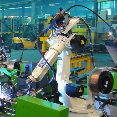 Mig Kaynak Makinesi Olarak DM350 ARC Kaynakçıları ile Kaynak Robotu FD-V8L Otomatik Kaynak Robotu