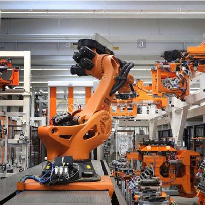 Kaynak Robotu Kolu 6 Eksen KR 1000 titan Kaynak Makinası Olarak Punta Kaynak