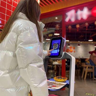 AI Yapay Zeka Servis Robotlu Yemek Teslim Robotu Garson