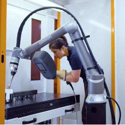 kaynak robot kolu Otomasyon OMRON TM12 6 Eksenli Robot kolu İşbirliği Robotu Olarak