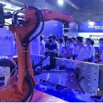 Akıllı kaynak robotu için CNGBS kaynak konumlandırıcı ile otomatik kaynak robotu QJR6-1400H