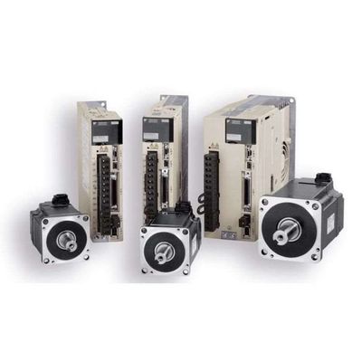 Servo Sürücü SGM7J-A5A7C6E Robot Kol Otomasyonu için AC Servo Motoru Servo Motoru Olarak