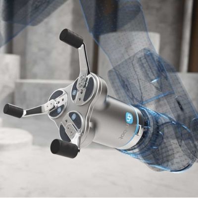 Robotlar 3FG15 ile işbirliği yaparak robot kolları ile üç parmaklı esnek tutma cihazı kullanıyor.