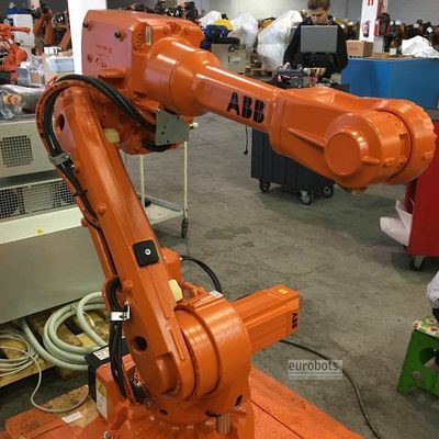 Paletleme Robotu ve Paketleme Makinesi Paketleme İçin Endüstriyel Robotun 6 Eksenli Robotik Kolu ABB IRB2600