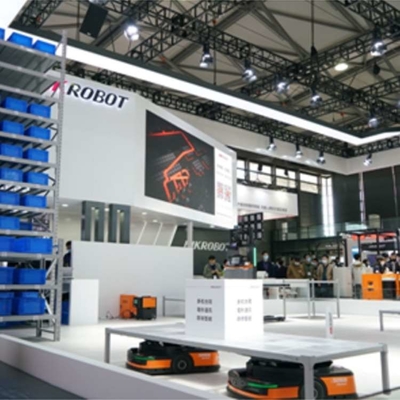 AGV Robotu Q7-1500D Slam / QR Kod Navigasyonu CNGBS Cobot Robotu ile Malzeme İşleme Robotu