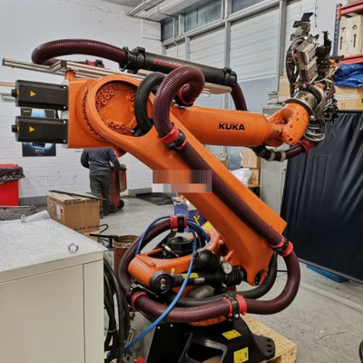 Sanayi Robotu KR 360 R2830 Robot Kolu 6 Eksen Anma Yükü 360Kg Palet İçin